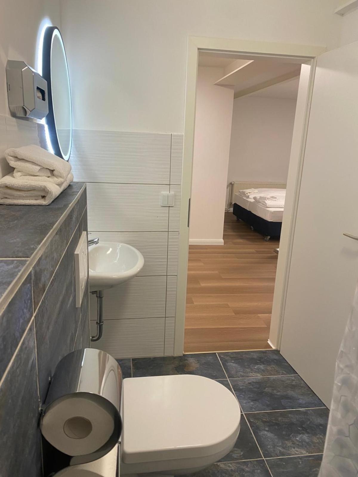 Hanseat Apartments Hamburg Bagian luar foto